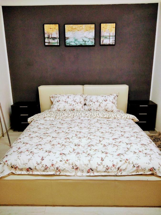 Appartement Studio Republicii à Braşov Extérieur photo