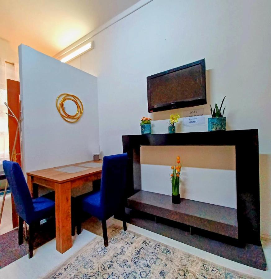 Appartement Studio Republicii à Braşov Extérieur photo